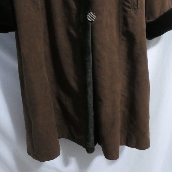 JONES NEW YORK | medium | Long Brown Button-Up Closure Hooded Coat - Picture 9 of 16
